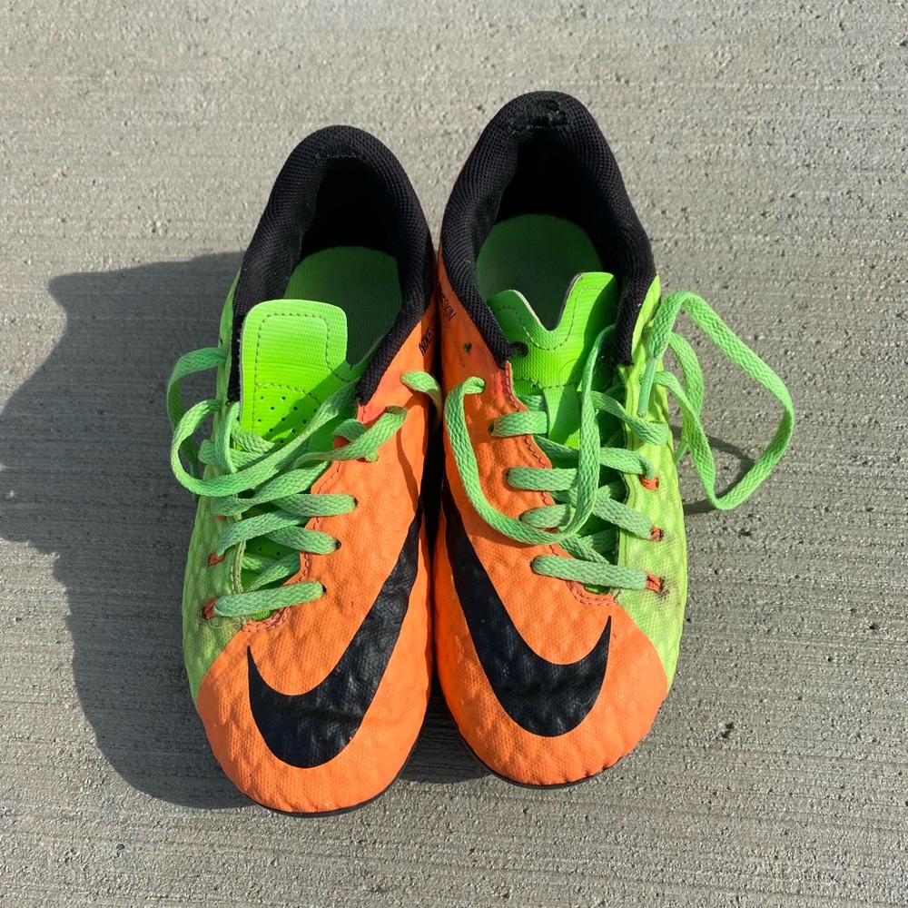 Nike youth soccer cleats